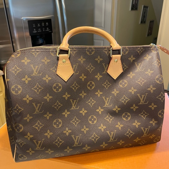 Speedy! Louis Vuitton Monogram Speedy With Lock And Box - Picture 1 of 11